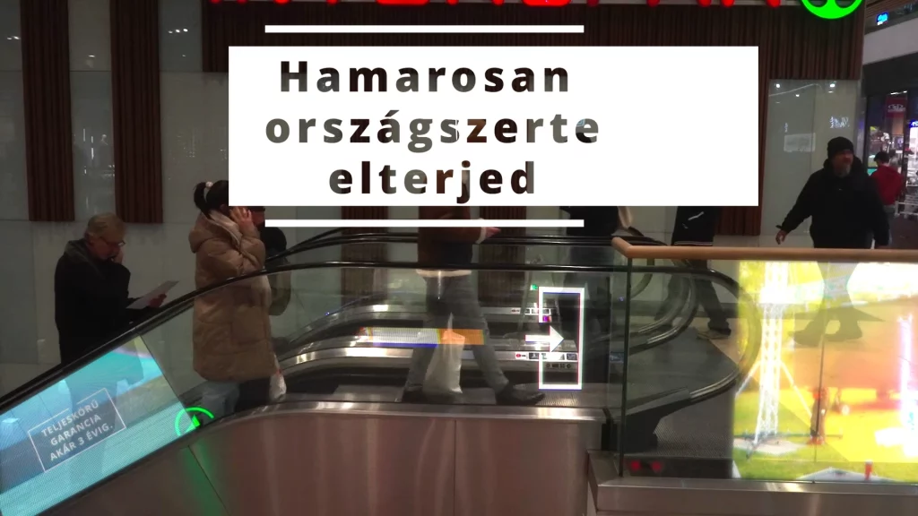 speciális videófal mozgólépcsőn